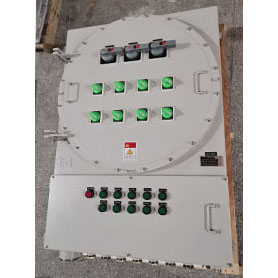 IIC級(jí)防爆配電箱